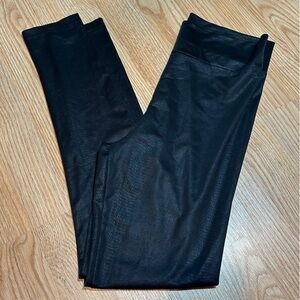 Crazy Train black snakeskin pattern‎ leggings small